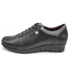 Zapato sport para mujer, realizado en pi 2